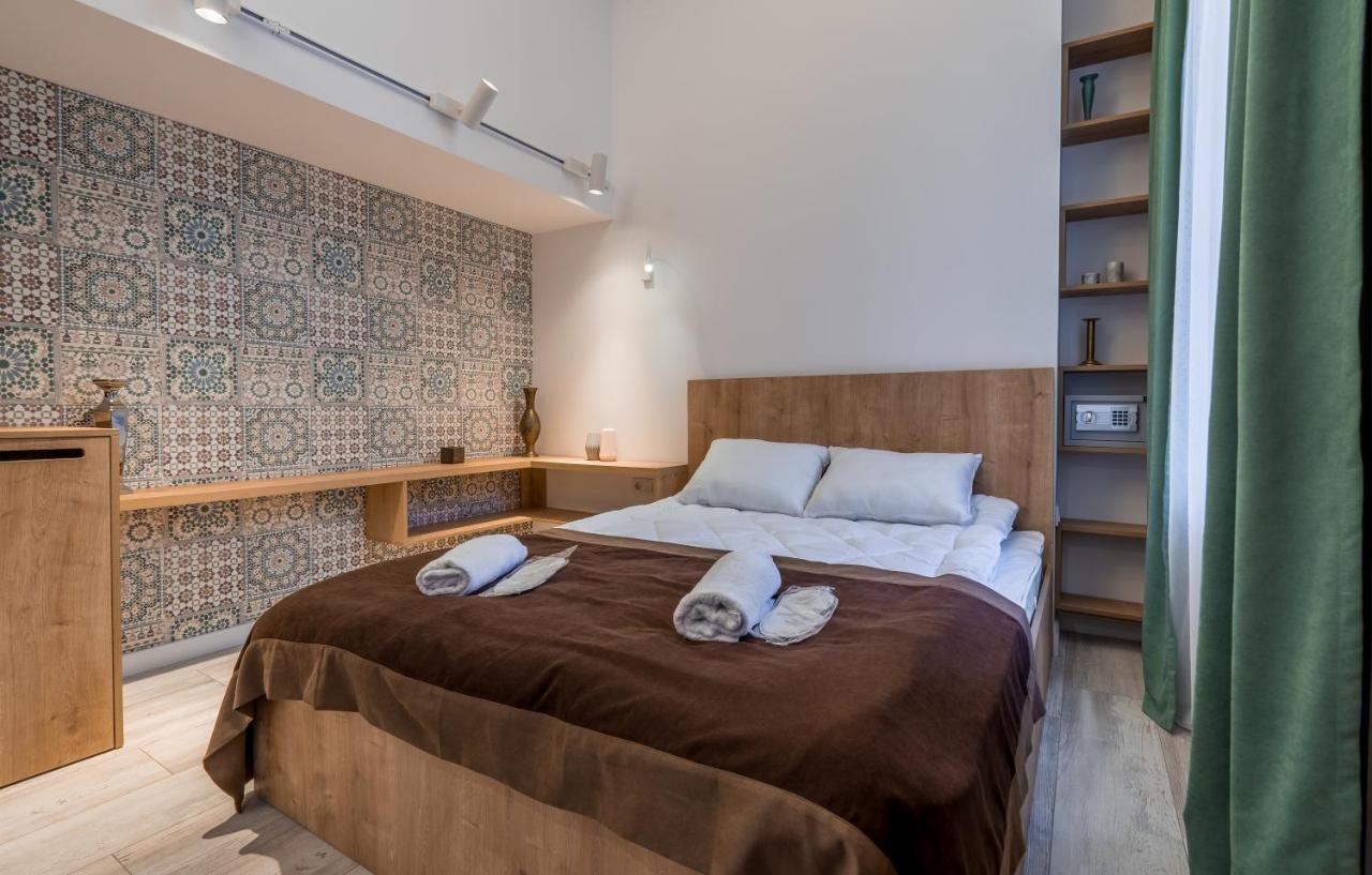 Mini Hotel On Aghmashenebeli Ave Tbilisi Eksteriør bilde