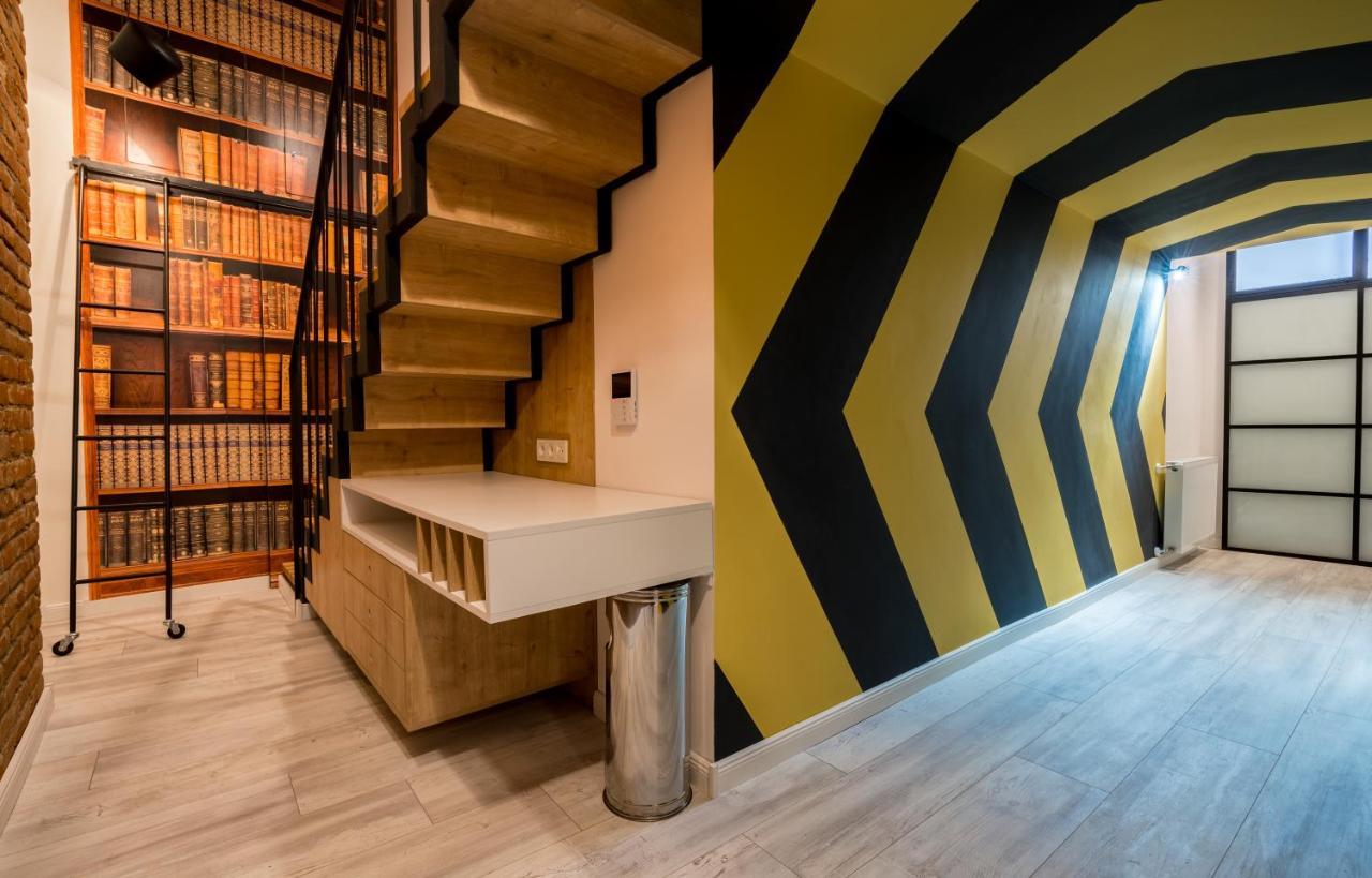 Mini Hotel On Aghmashenebeli Ave Tbilisi Eksteriør bilde