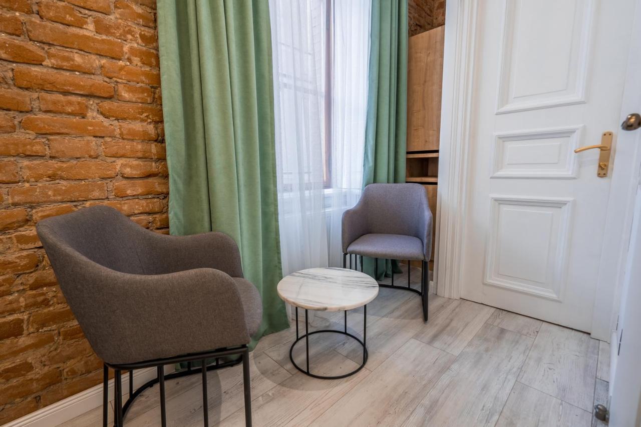 Mini Hotel On Aghmashenebeli Ave Tbilisi Eksteriør bilde